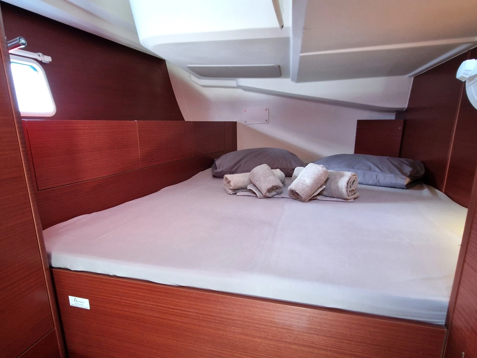 Pilot Cabin
